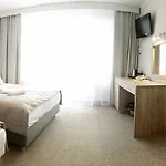 *** Nat 酒店 Jarosławiec