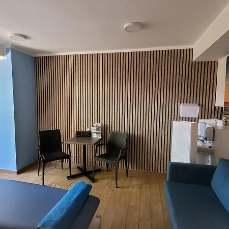 *** Nat Ξενοδοχείο