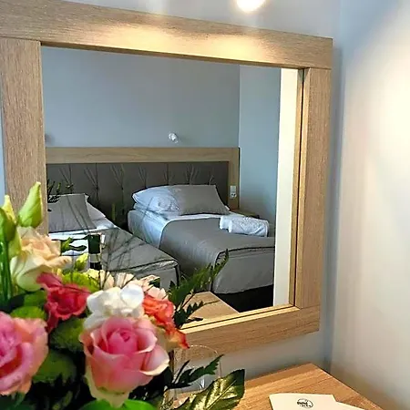 *** Nat Hotel 3*