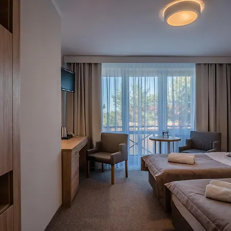 Hotel *** Nat 3*