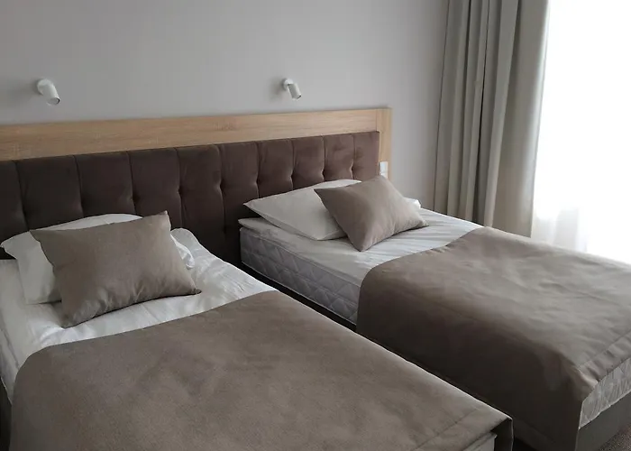 *** Nat ياروسوافيتس